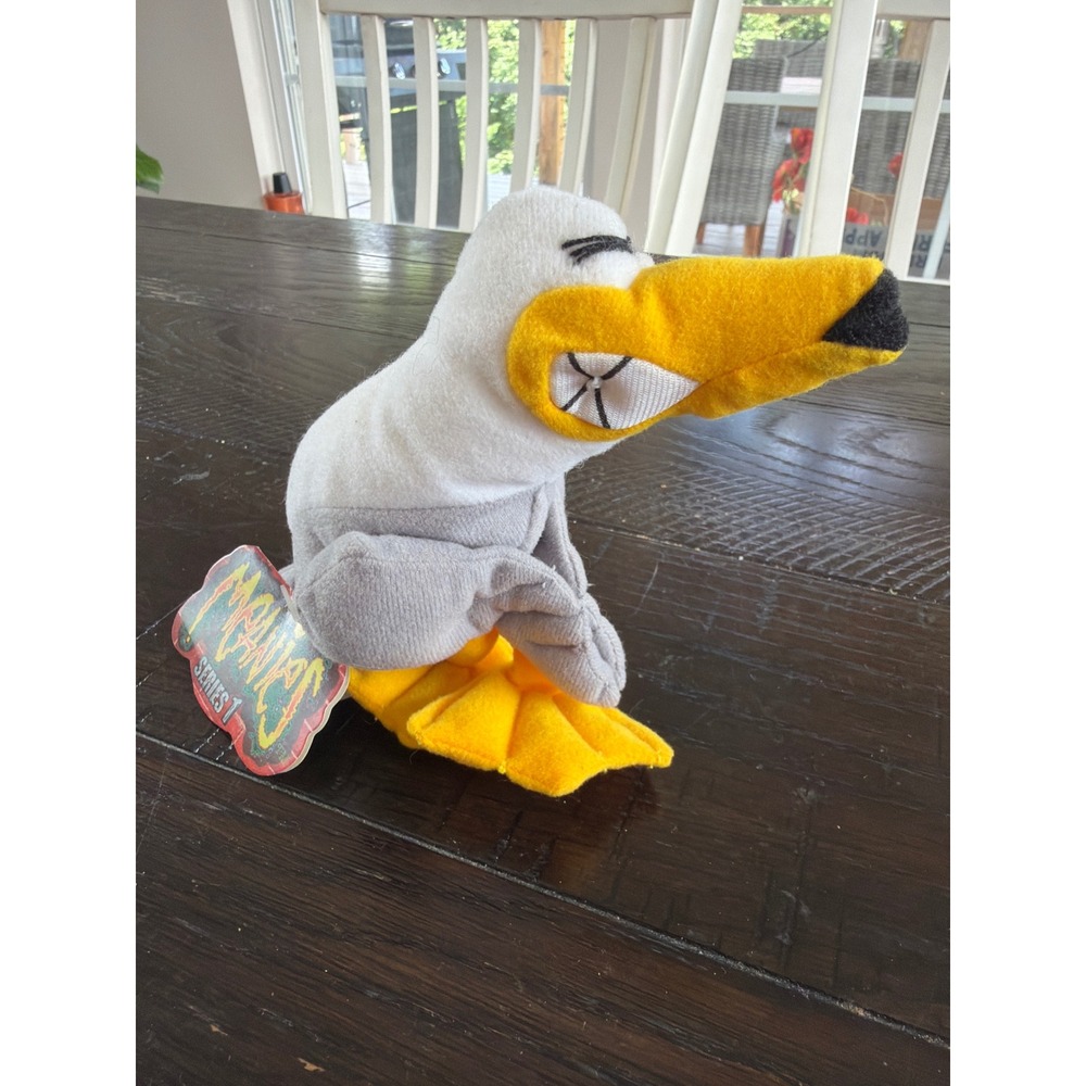 Vintage 1997 Peter Gotta Peagull Seagull Meanies Series 1 Plush